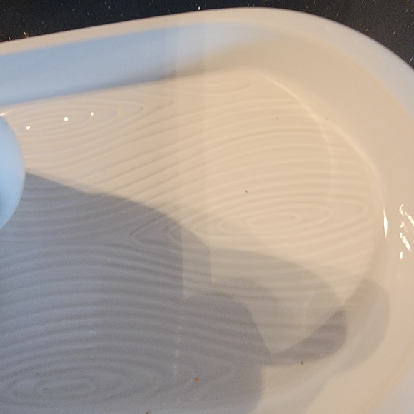 Elegant White Mug and Tray Set - Picture 5 of 5